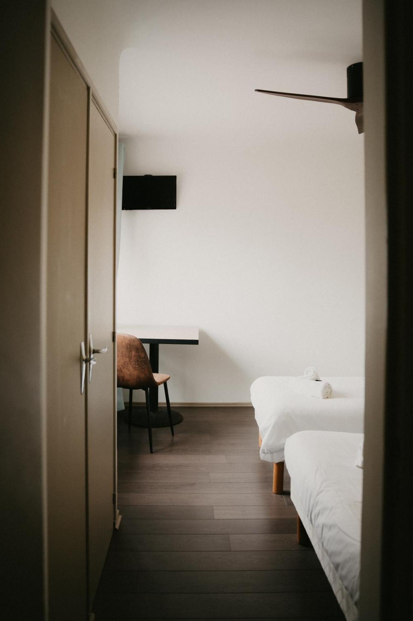 Hotel Fine Anglet Esterno foto